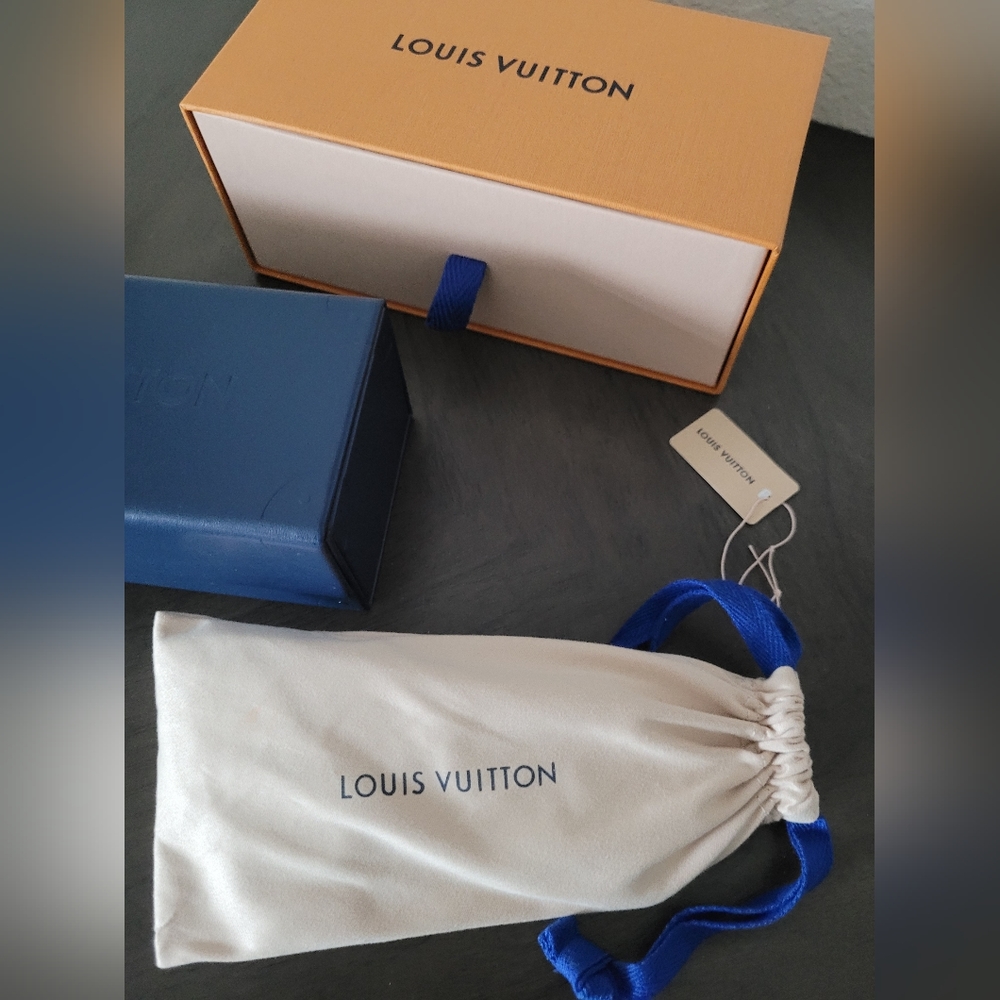Louis Vuitton Arizona Dreams sunglasses - Picture 8 of 11